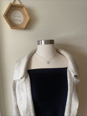 Tahari Light Beige Collar Sweater